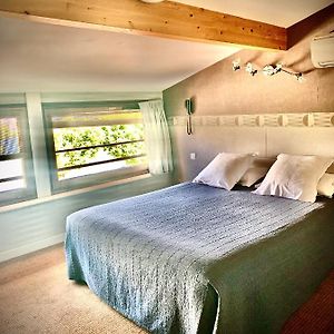 Chambre Lit Queen-Size